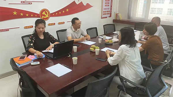 阿勒泰地区工信局领导莅临银穗财税服务集团调研交流 阿勒泰地区工信局领导莅临银穗财税服务集团调研交流